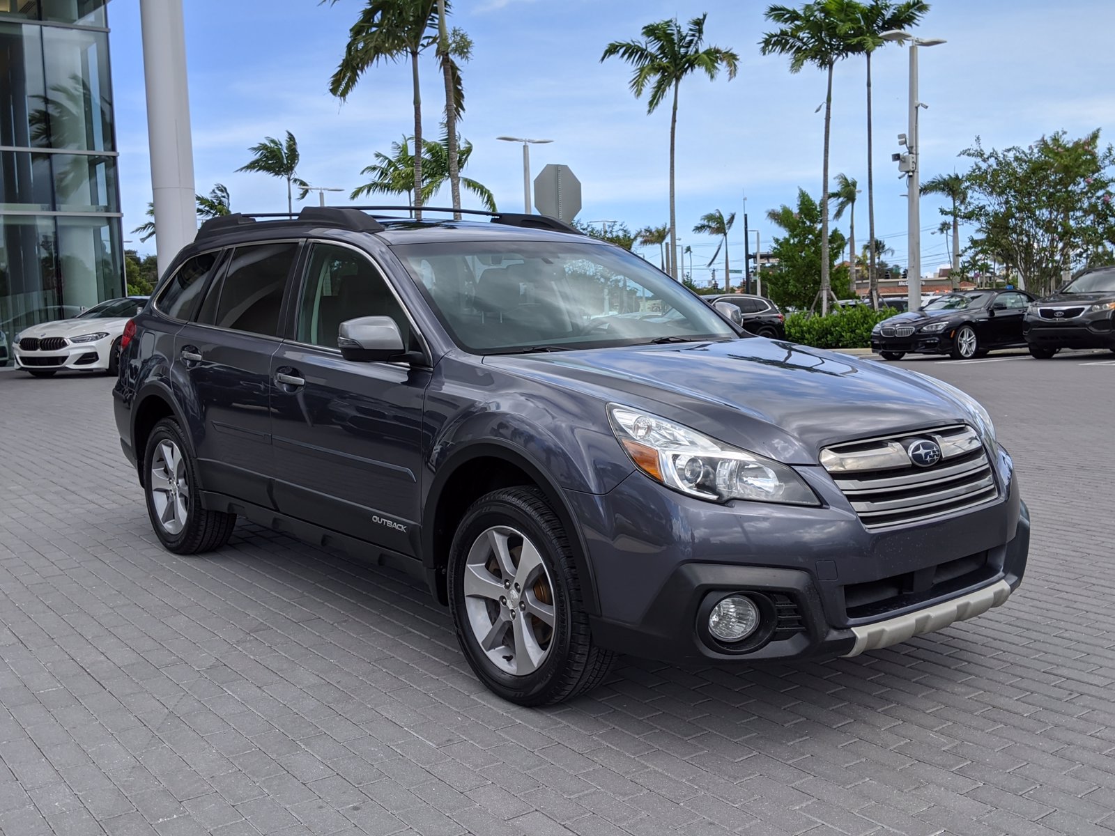 PreOwned 2014 Subaru Outback 3.6R Limited