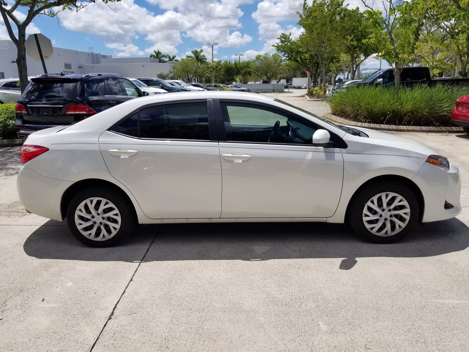 Pre-Owned 2019 Toyota Corolla LE