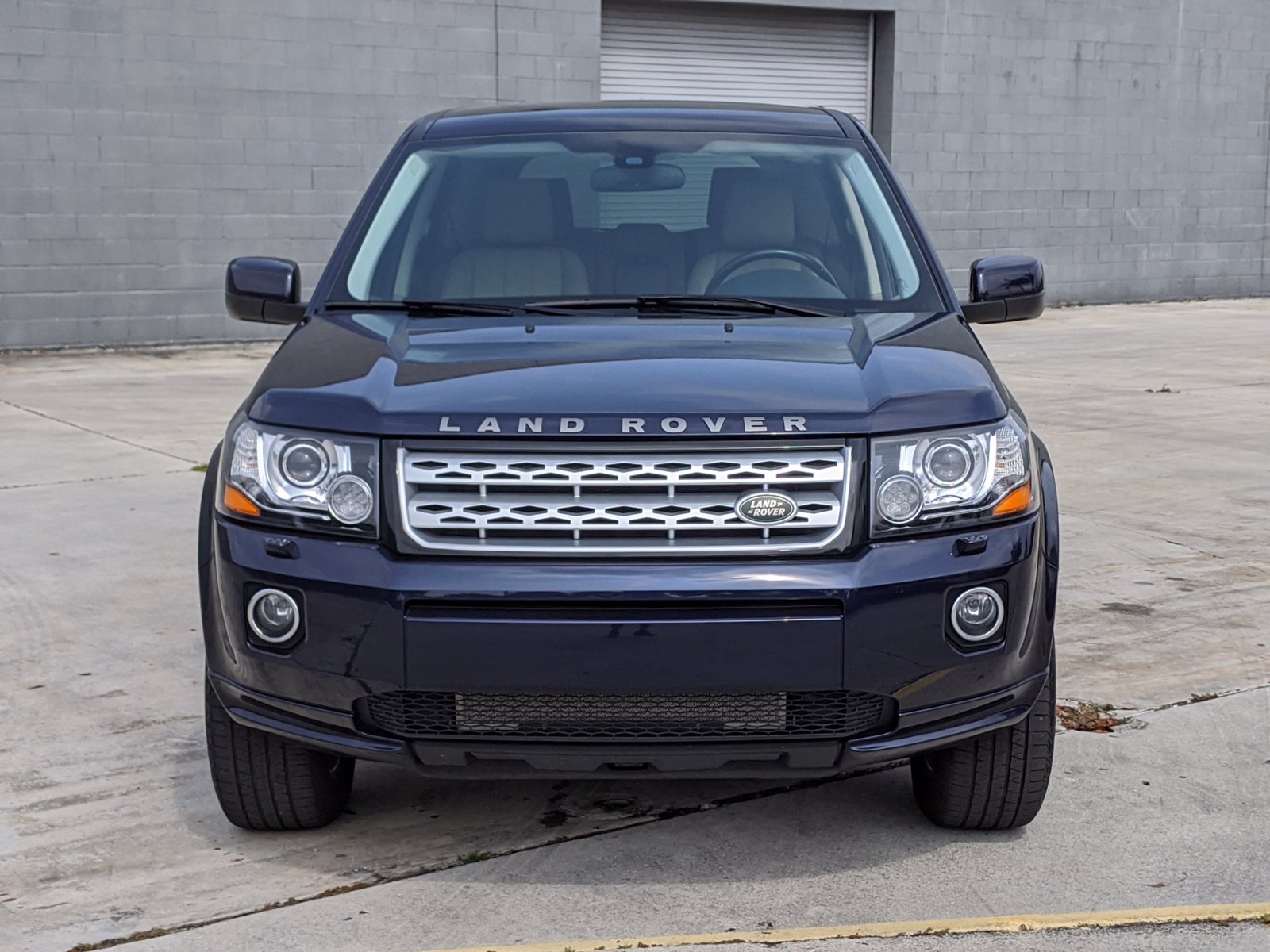 Pre-Owned 2014 Land Rover LR2